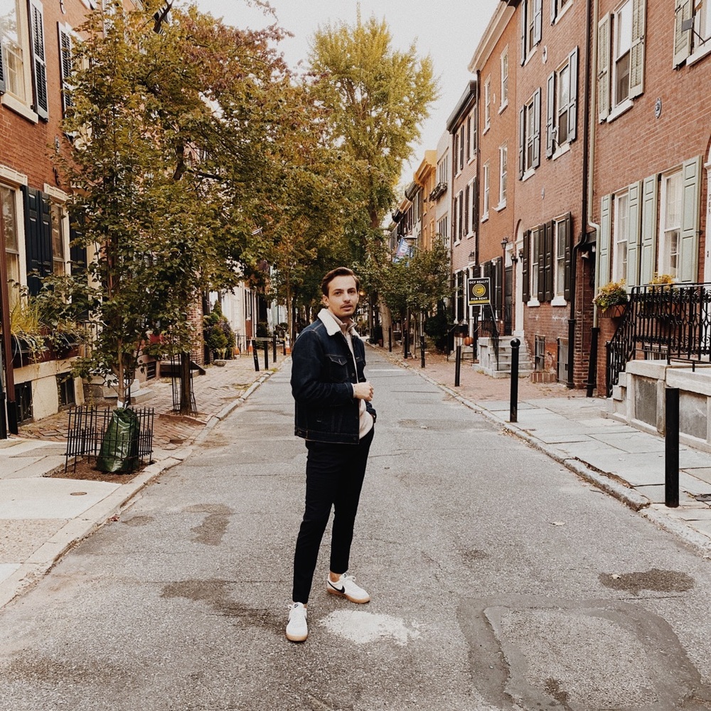 Meet your Posher,  Filip!